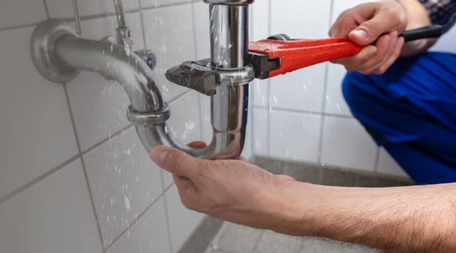 Professional emergency plumbing in Coy, AL